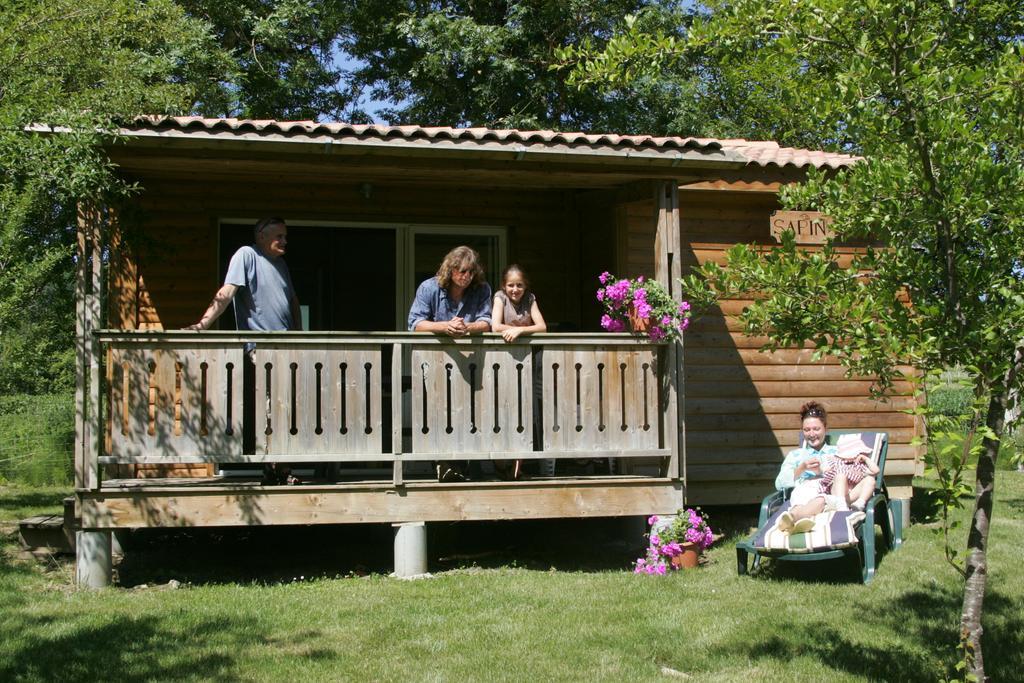 Moulin Des Sandaux Sainte-Foy-la-Grande Zimmer foto
